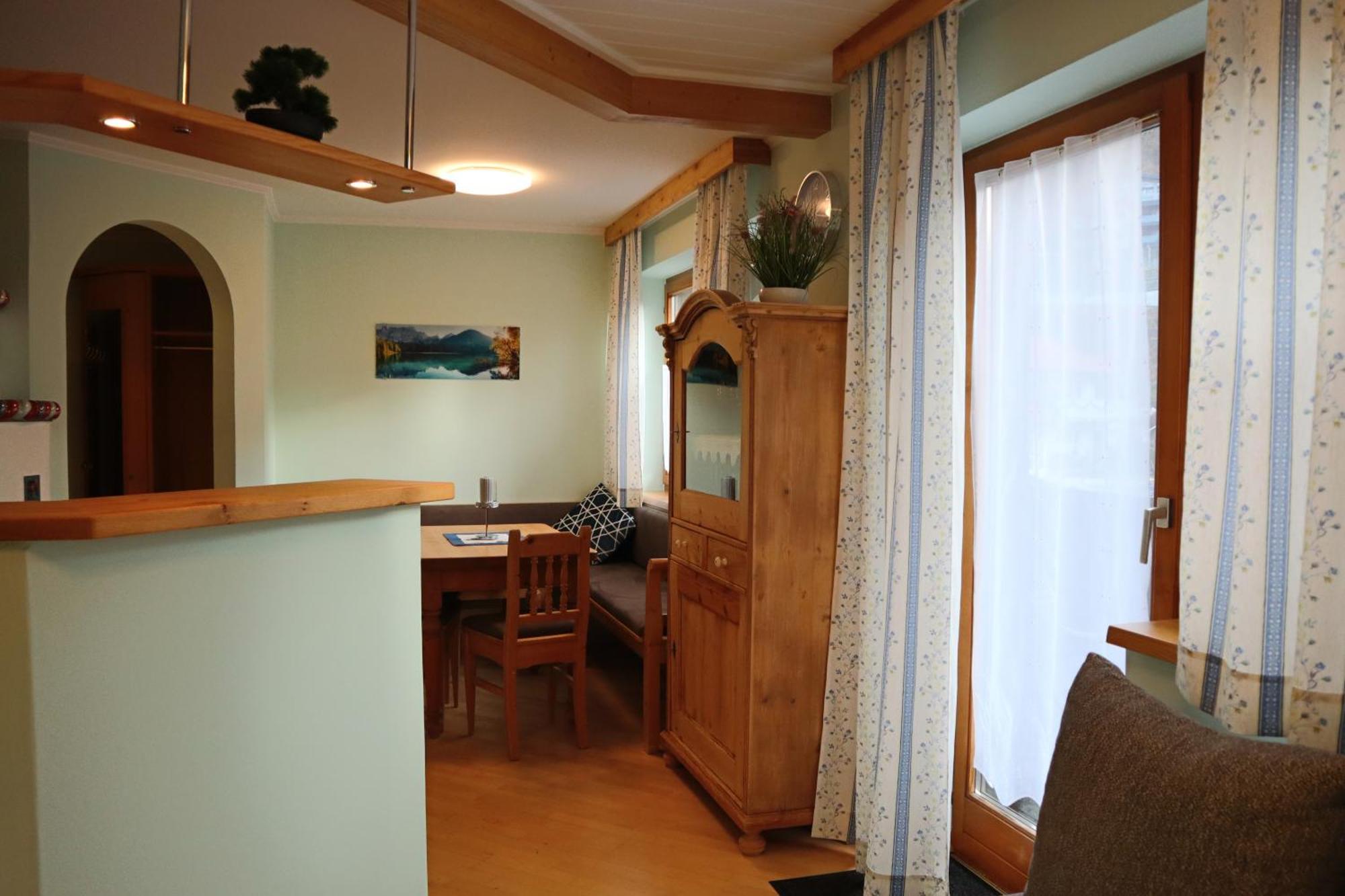 שלאדמינג Landhaus-Appartements Warraich מראה חיצוני תמונה