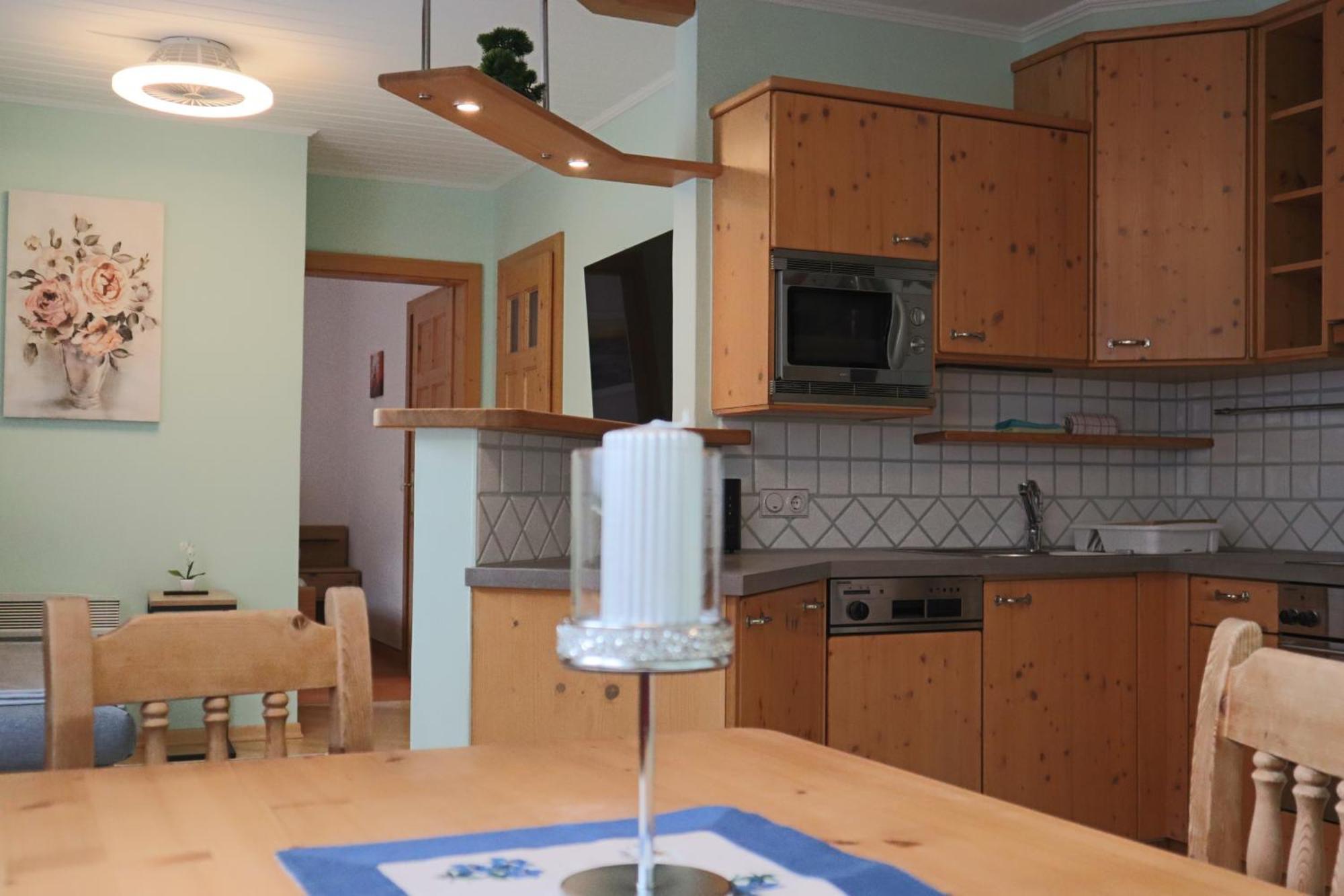 שלאדמינג Landhaus-Appartements Warraich מראה חיצוני תמונה