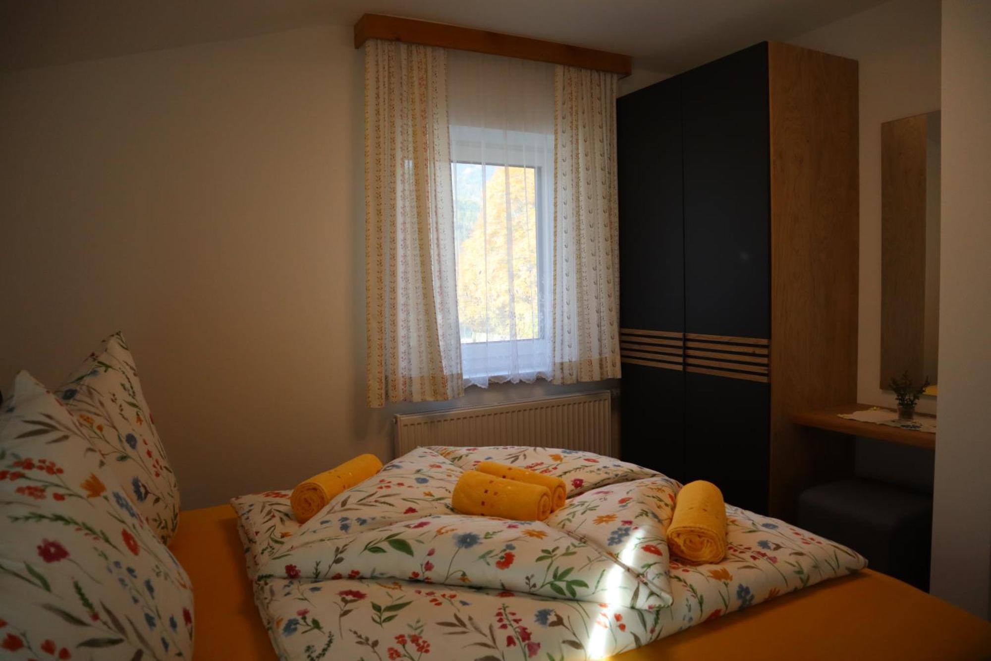 שלאדמינג Landhaus-Appartements Warraich מראה חיצוני תמונה